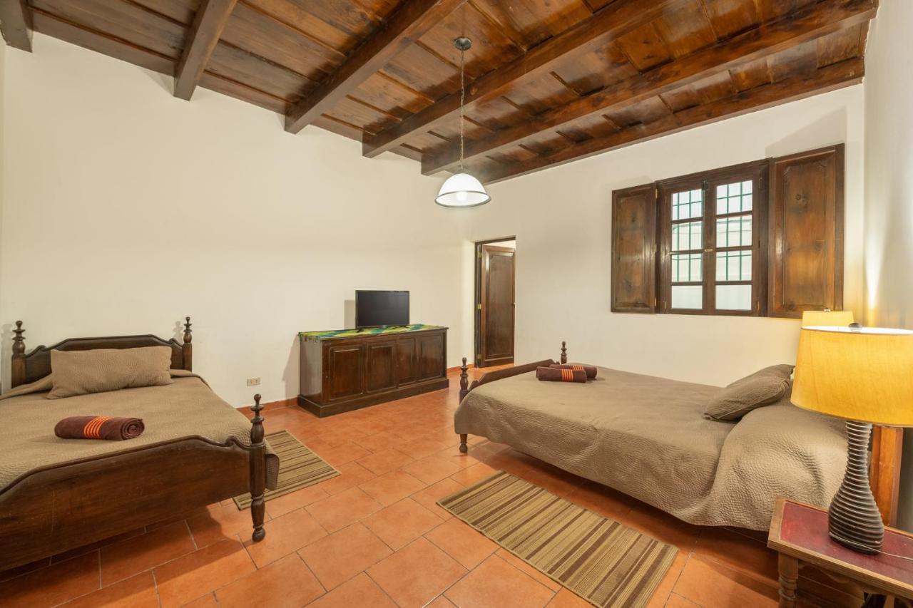 Casita Tumbergia Antigua Exterior foto
