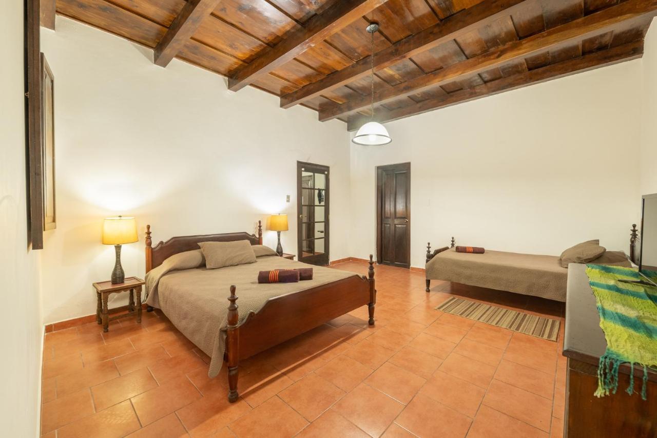 Casita Tumbergia Antigua Exterior foto